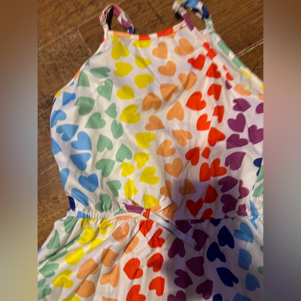 Girls rainbow hearts dress 9 NEW - Picture 3 of 5
